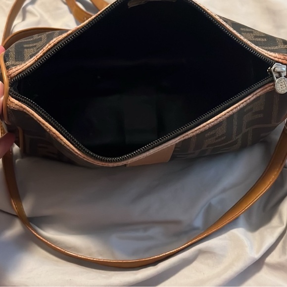 🎀Vintage Fendi Brown and Black Monogram Coated Canvas Bag - Picture 6 of 13